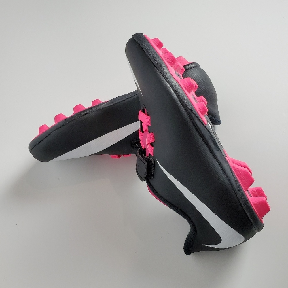 Kids Nike Soccer Shoes Cleats black and pink
